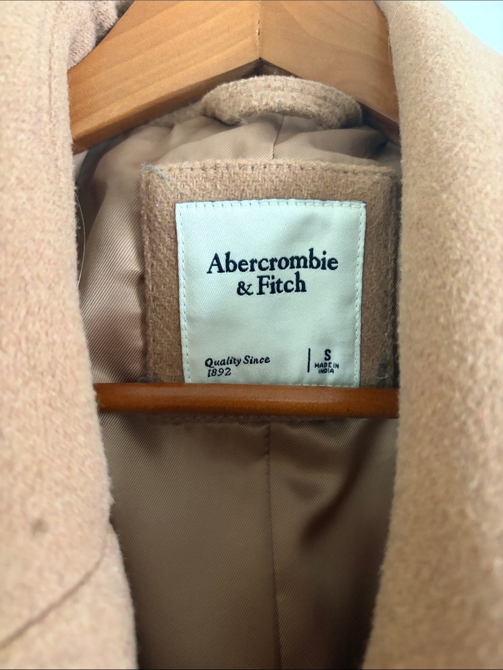 Wool coat - Picture 2 of 4